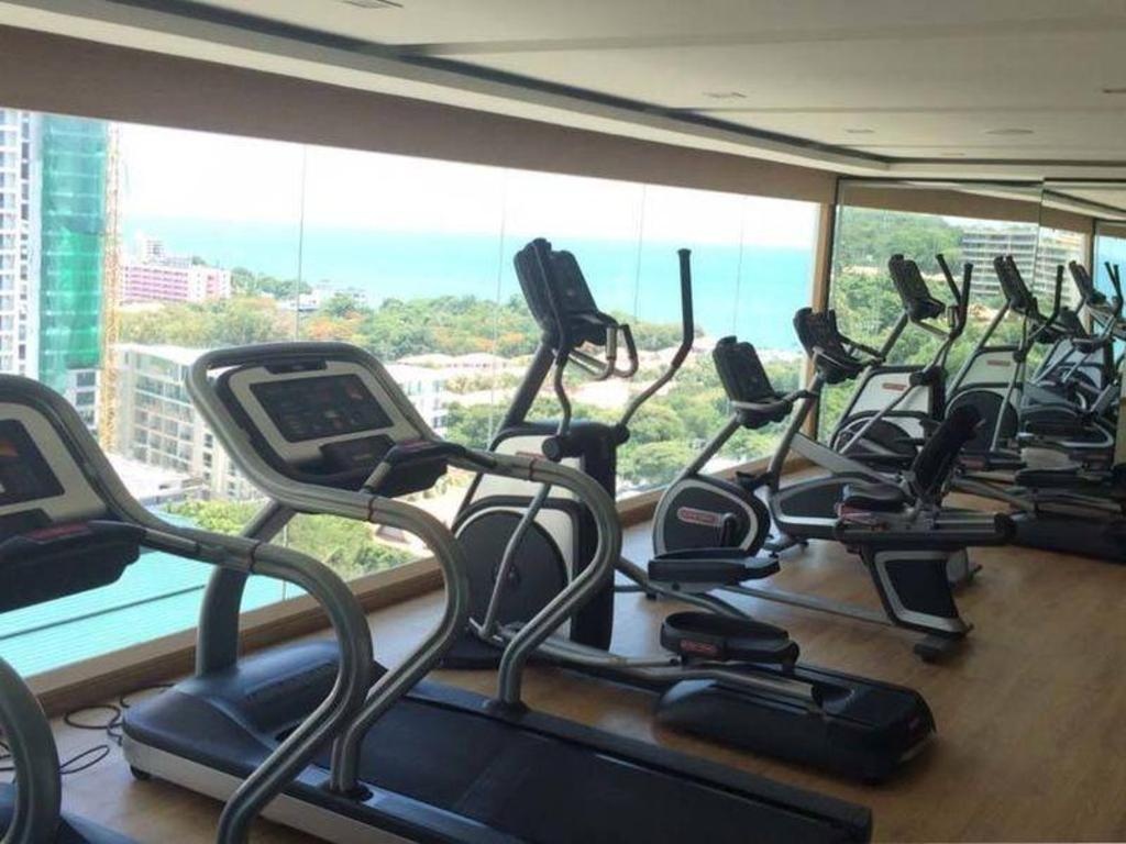 Cosy Beach View Condominium By 415facilitiesFitness Center9