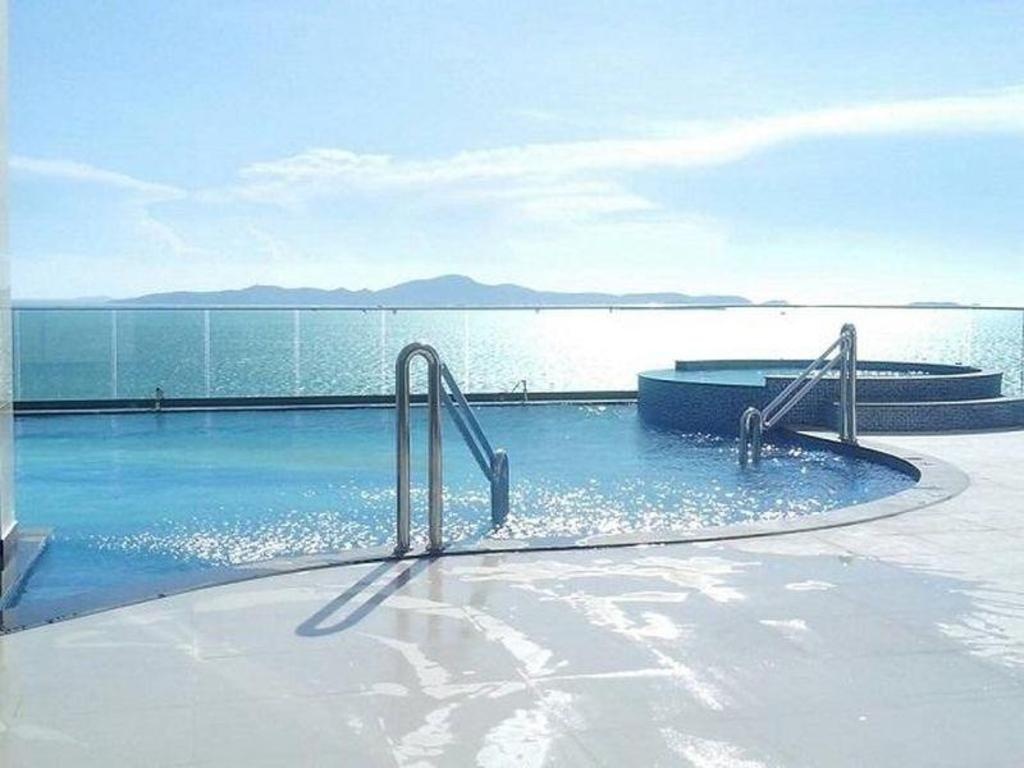 Cosy Beach View Condominium By 415facilitiesfacilities Image 11