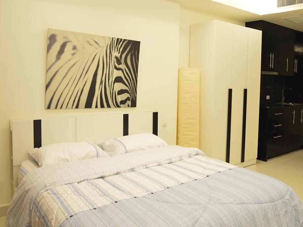 Cosy Beach View Condominium By 415propertyviewsInterior View4