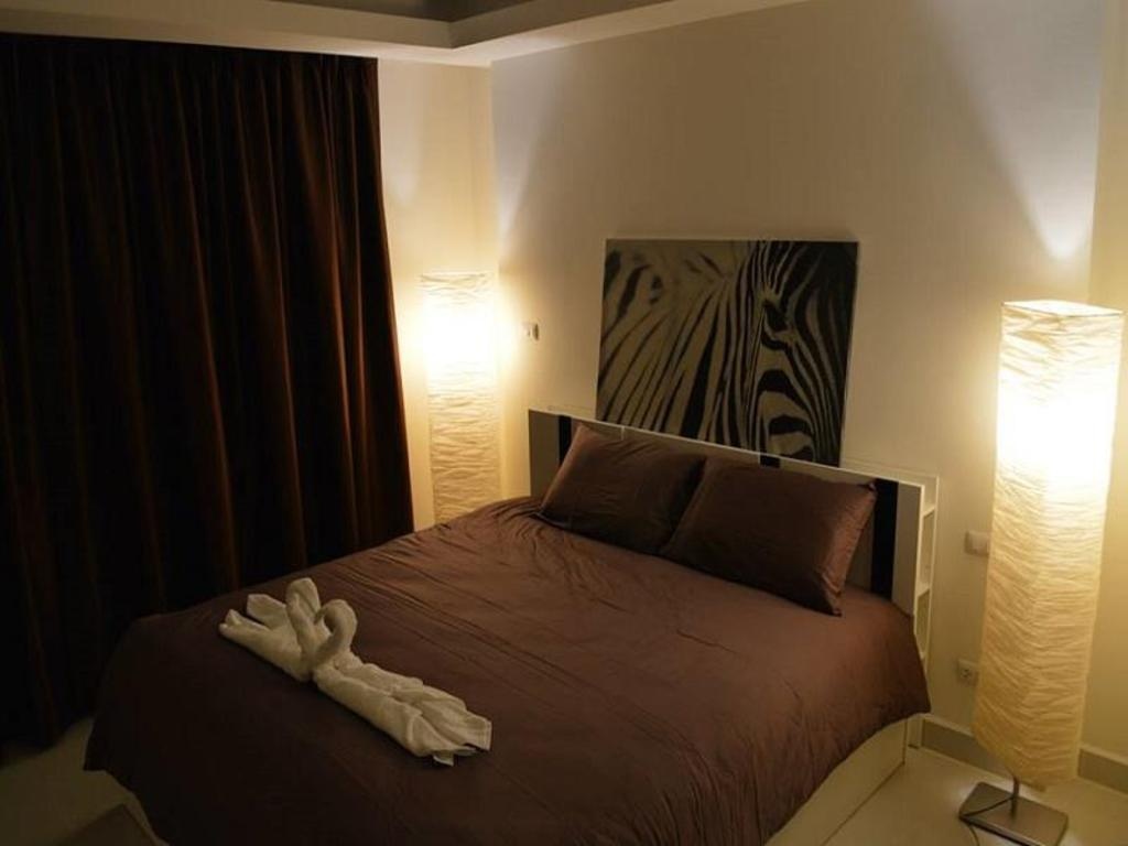 Cosy Beach View Condominium By 415propertyviewsInterior View5