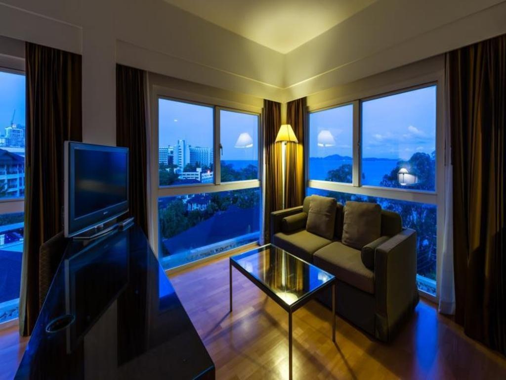 RCG Suites PattayaroomsStudio Room3