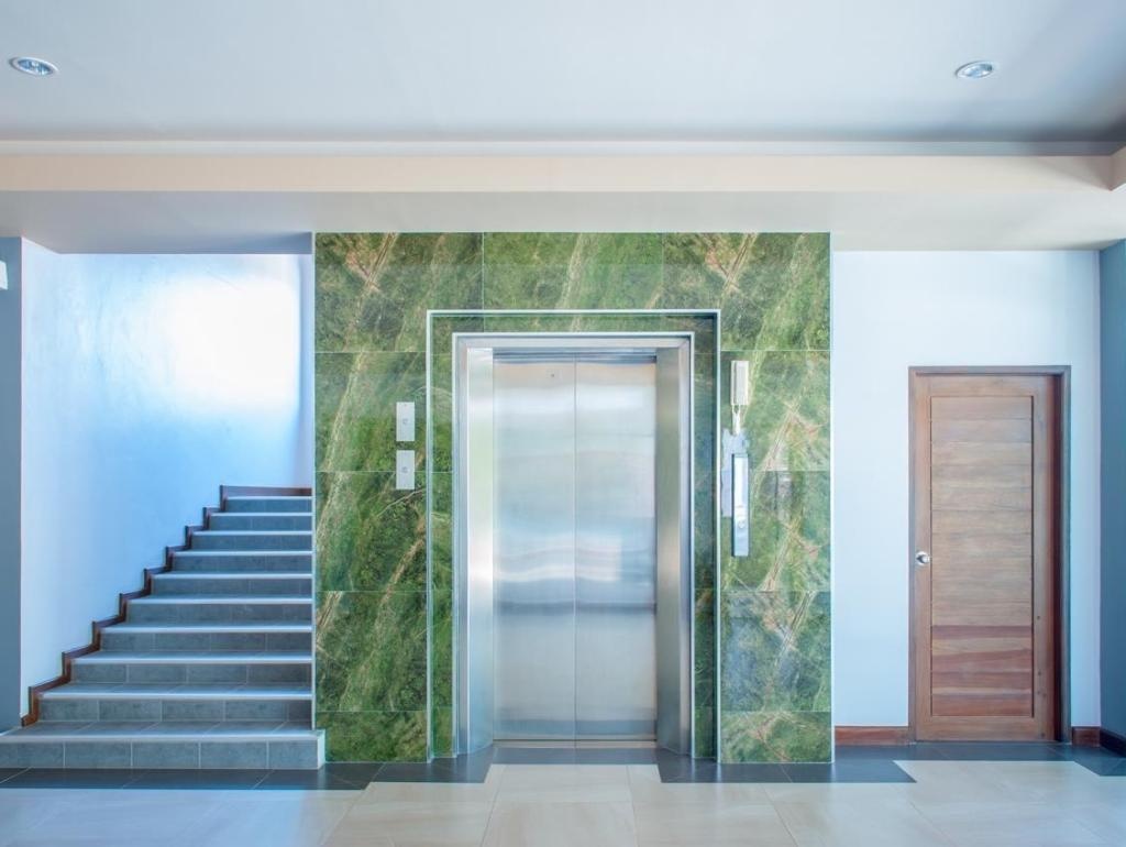 SavotelpropertyviewsInterior View9
