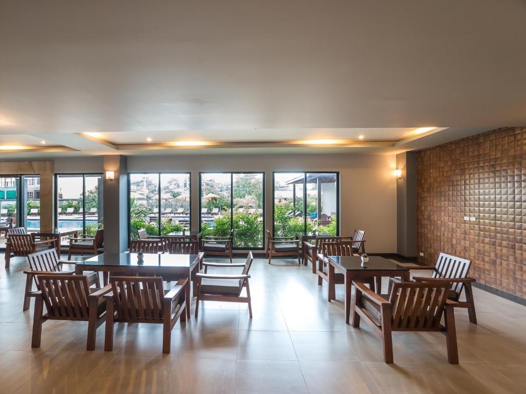 SavotelpropertyviewsLobby7