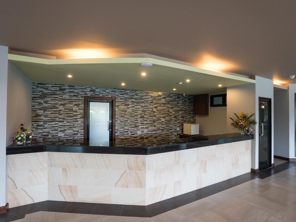 SavotelpropertyviewsReception8