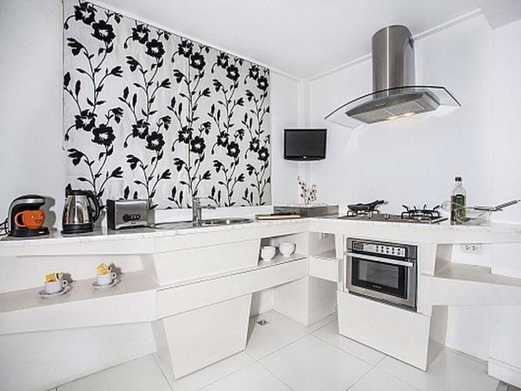 Pratumnak Point Villa 3 BedroomfacilitiesKitchen2