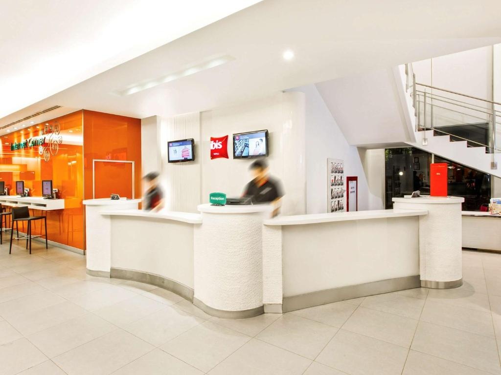 Ibis PattayafacilitiesBarlounge22