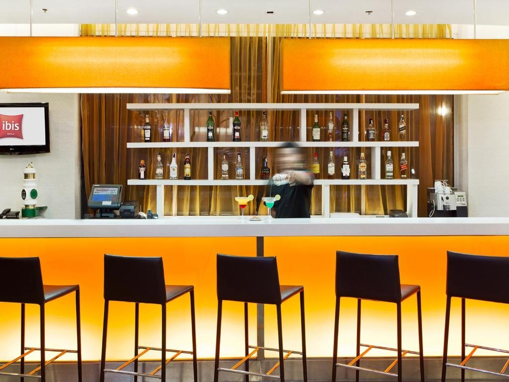 Ibis PattayafacilitiesBarlounge28