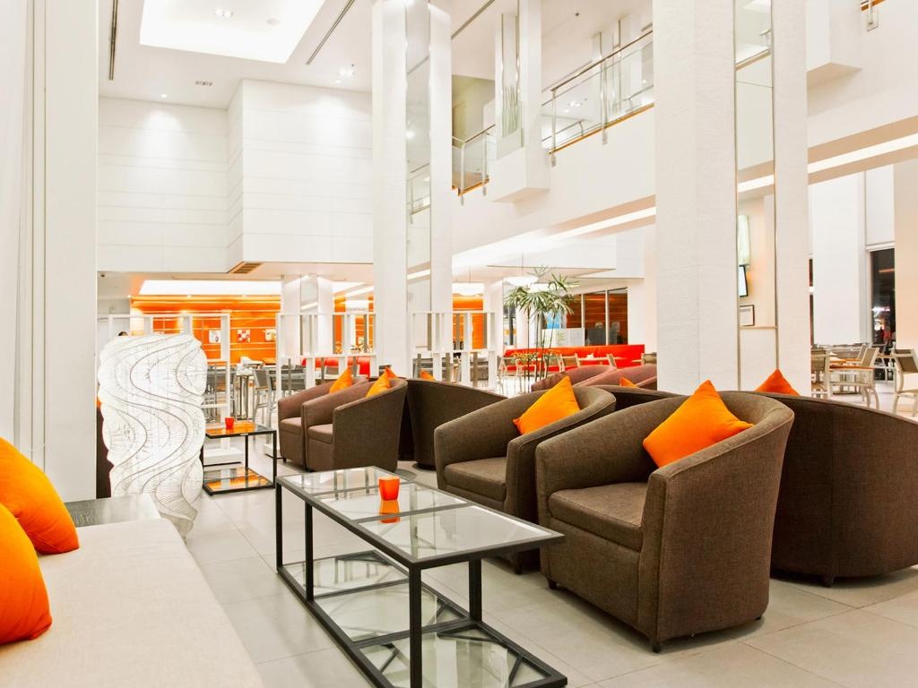 Ibis PattayapropertyviewsLobby7