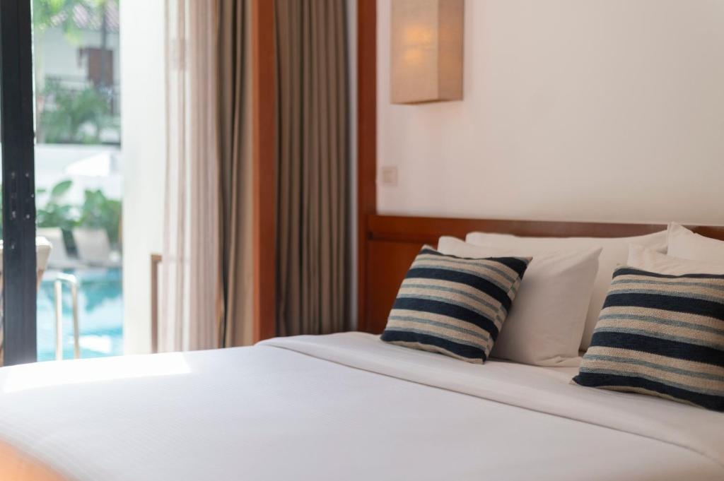 Woodlands Suites Serviced Residencesroomsrooms Image 1616