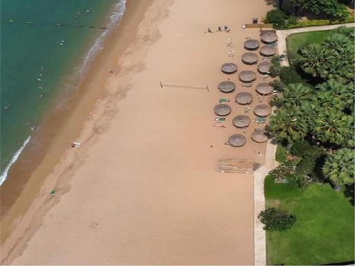 Botany Beach Resort PattayafacilitiesBeach31
