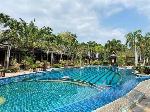 Botany Beach Resort PattayafacilitiesSwimming Pool21