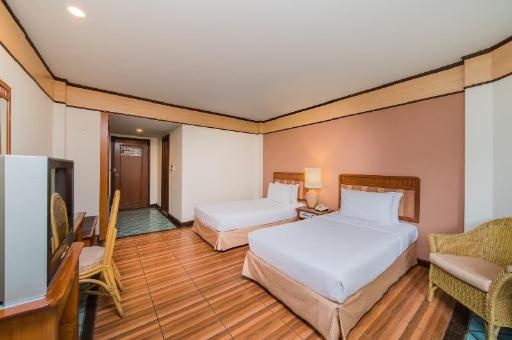 Botany Beach Resort PattayaroomsSuperior Twins Bed3