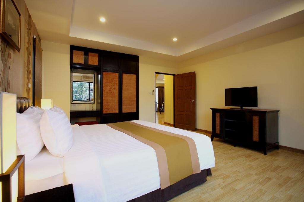 Nova Park HotelroomsTwo Bedroom Family Suite Bed17