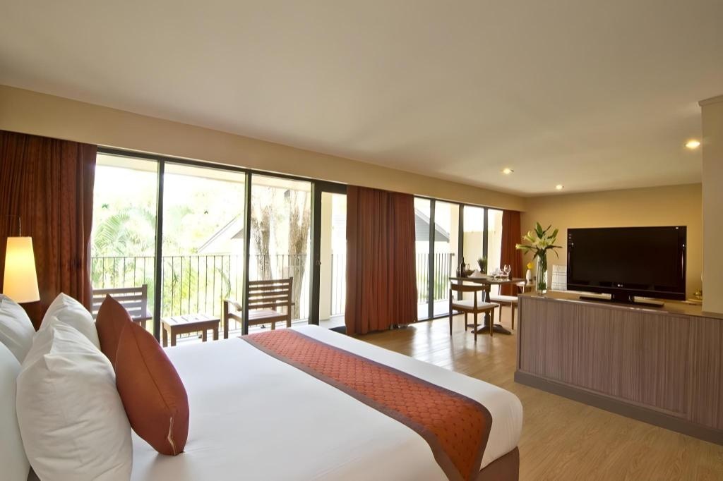 The Green Park Resortroomsrooms Image 1717