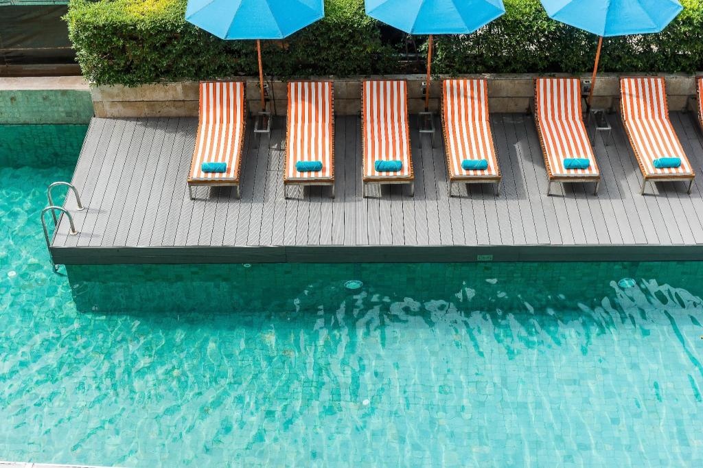 Hotel VistafacilitiesSwimming Pool Outdoor16