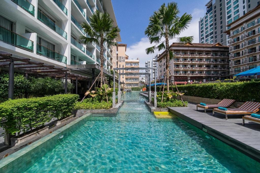 Hotel VistafacilitiesSwimming Pool Outdoor7