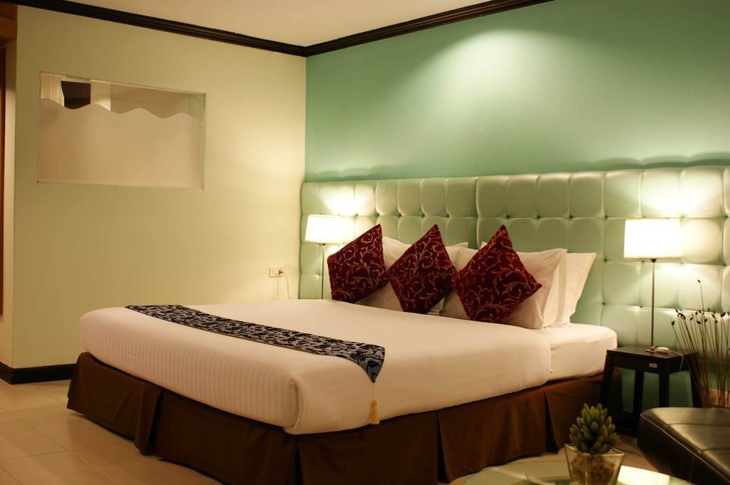 Bella Villa Metro Hotelroomsrooms Image 3939