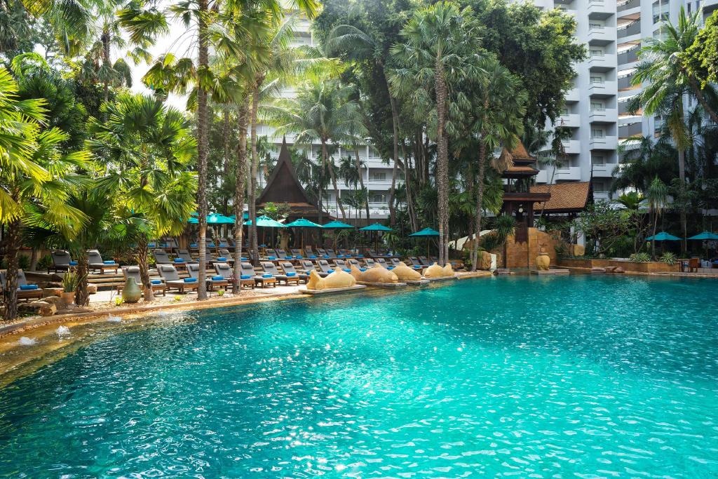 Avani Pattaya ResortfacilitiesSwimming Pool3