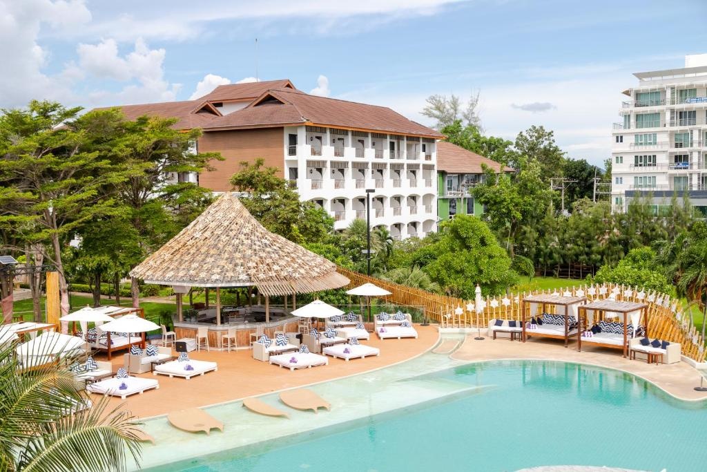 Pinnacle Grand Jomtien Resort And Beach ClubdiningRestaurant2