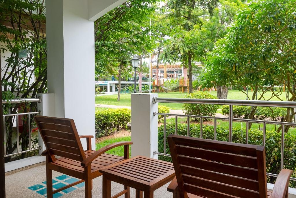 Pinnacle Grand Jomtien Resort And Beach ClubfacilitiesBalconyterrace76