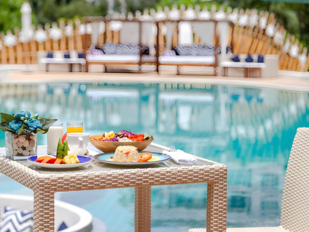 Pinnacle Grand Jomtien Resort And Beach ClubfacilitiesBarlounge23
