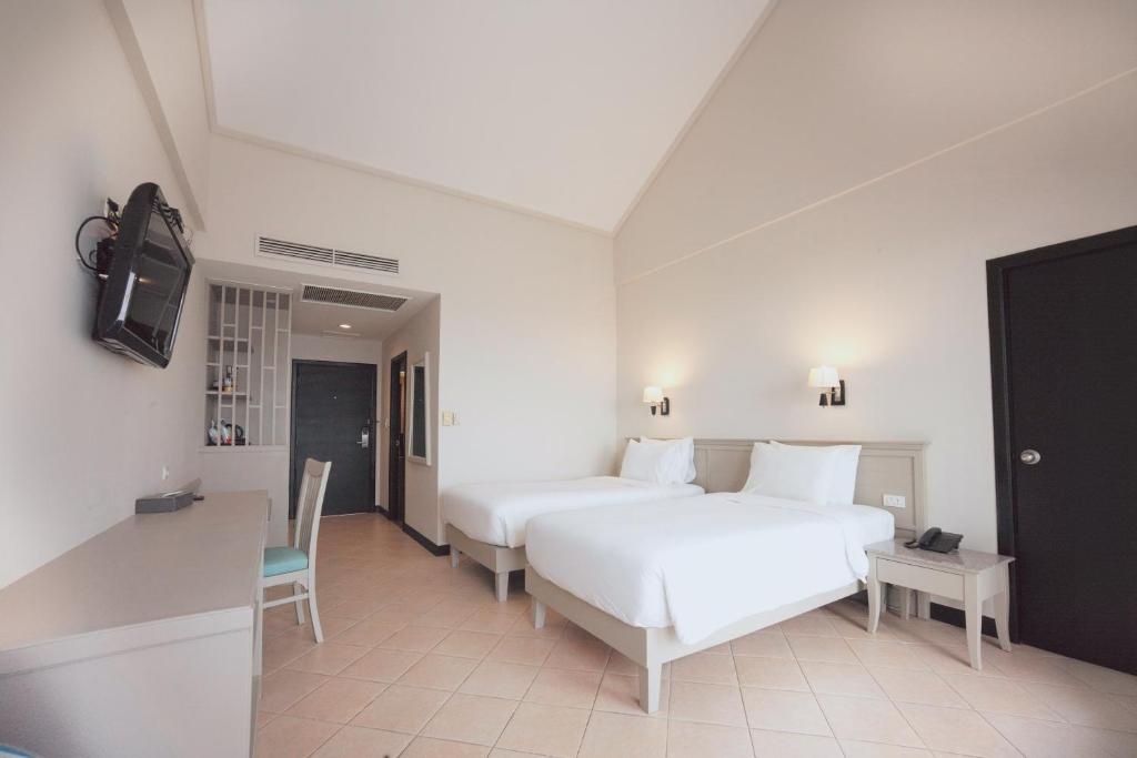 Pinnacle Grand Jomtien Resort And Beach Clubroomsrooms Image 3333