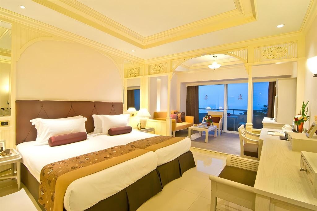 Royal Cliff Beach Hotel Pattayaroomsrooms Image 1515