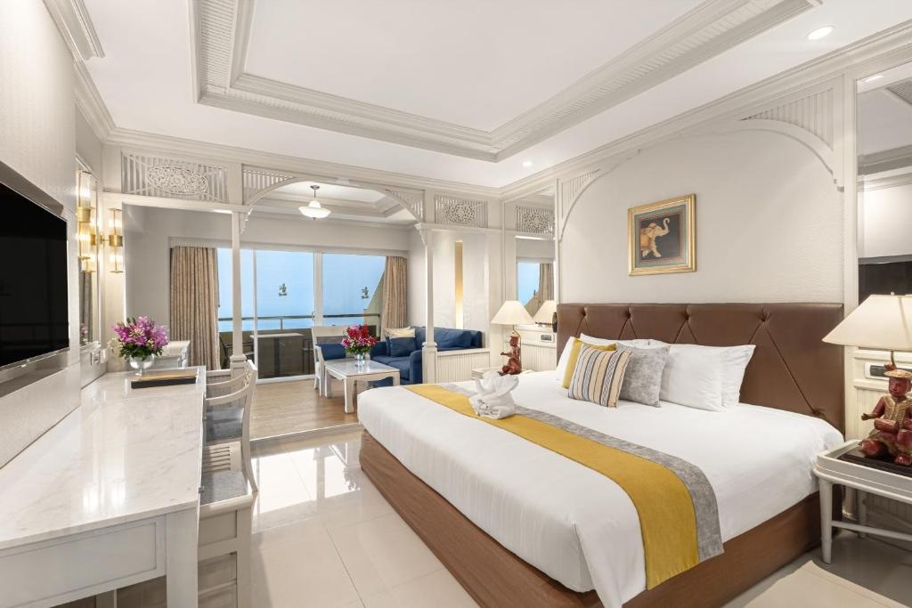 Royal Cliff Beach Hotel Pattayaroomsrooms Image 33