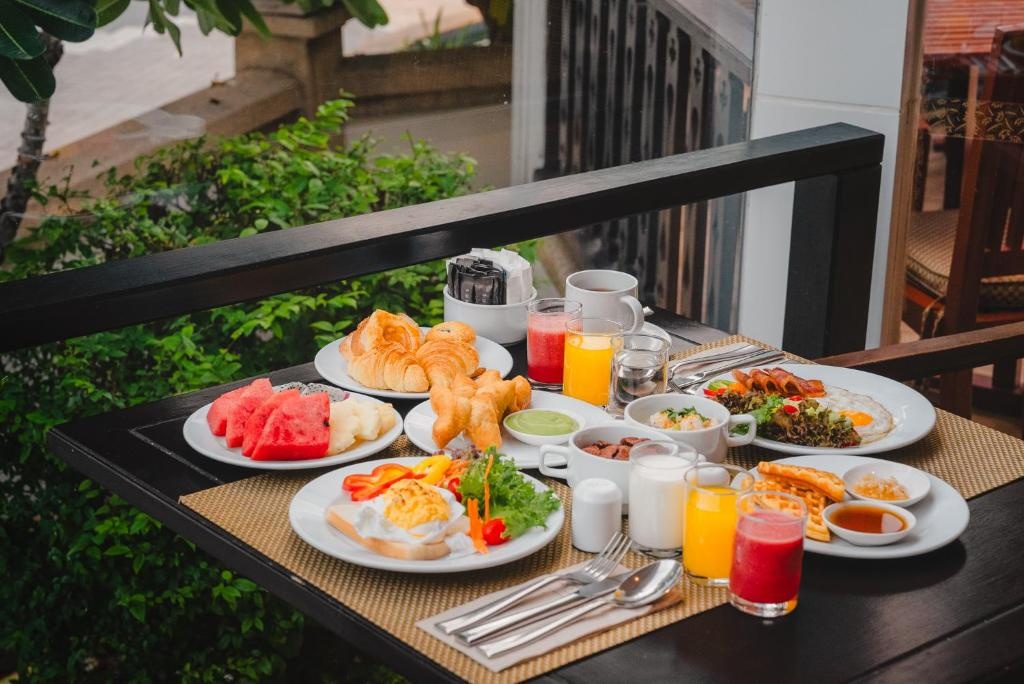 Siam Bayshore Resort PattayadiningFood And Beverages10