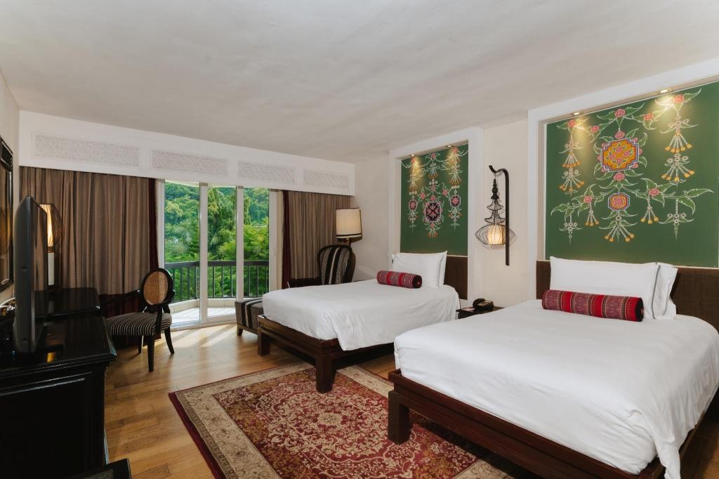 Siam Bayshore Resort PattayaroomsExecutive Deluxe Twin View3