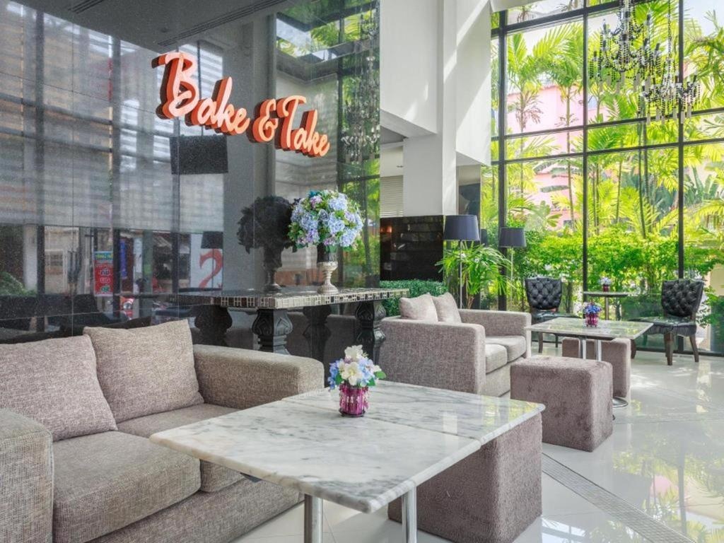 Sunbeam Hotel PattayafacilitiesBarlounge4