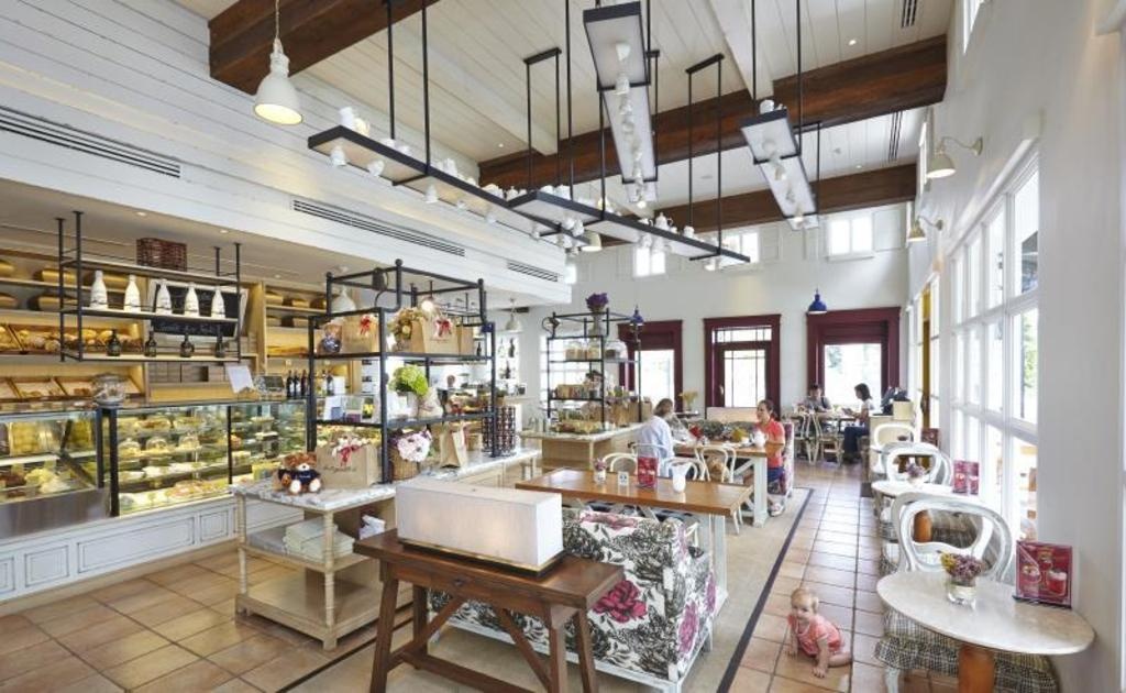 Woodlands Hotel And ResortdiningRestaurant9