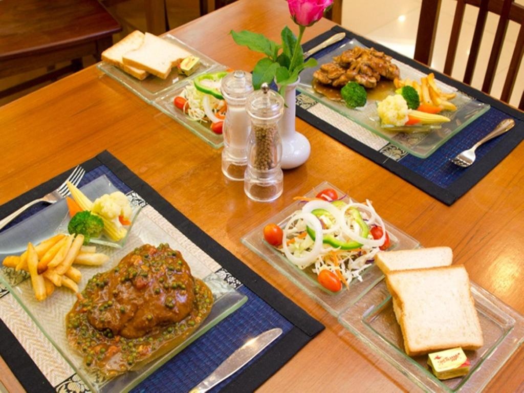 Eastiny Seven Hoteldiningdining Image 66