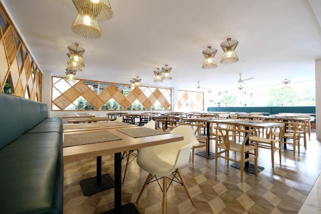 Wongamat Privacy ResidencediningRestaurant8
