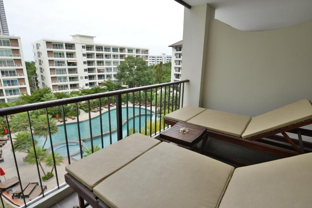 Wongamat Privacy ResidencefacilitiesBalconyterrace2