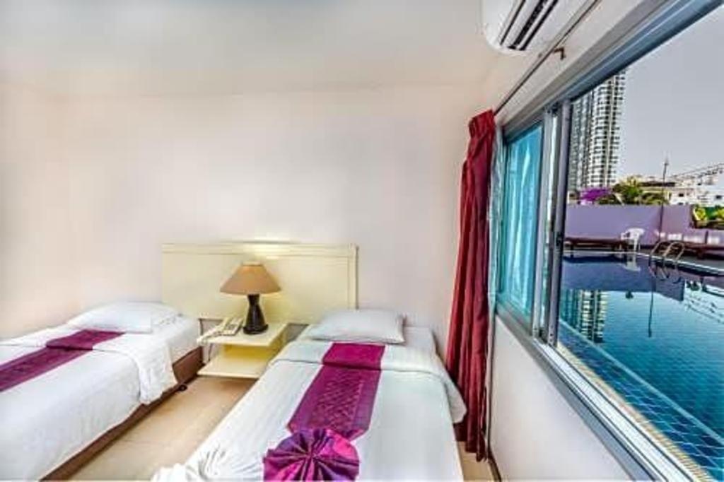 Eastiny Residence Hotelroomsrooms Image 1010