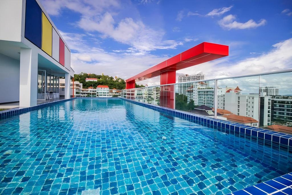 Art On The Hill By Pattaya Sunny RentalsfacilitiesSwimming Pool1