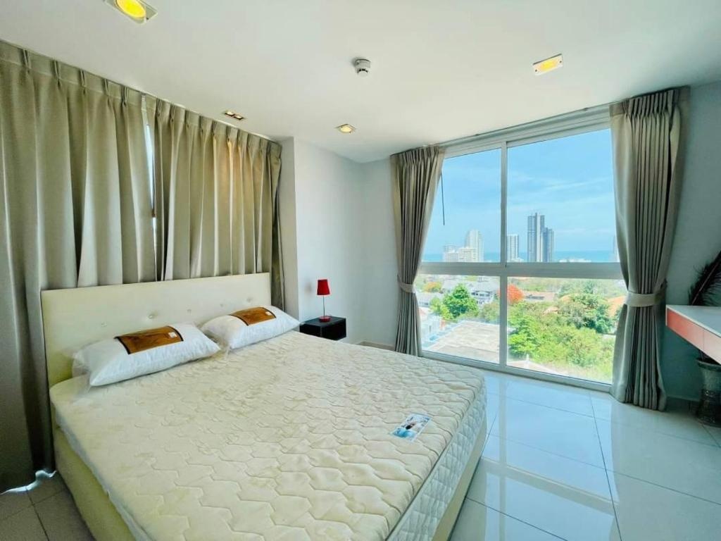 Art On The Hill By Pattaya Sunny Rentalsroomsrooms Image 11