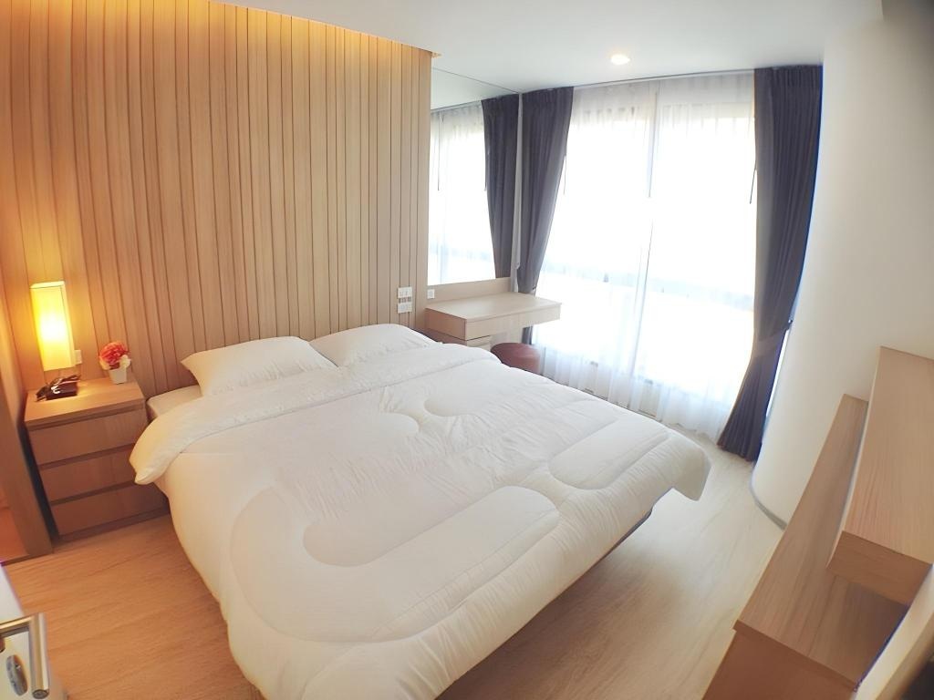 The Chezz Metro Life Condominium By Rinrooms1 Bedroom3