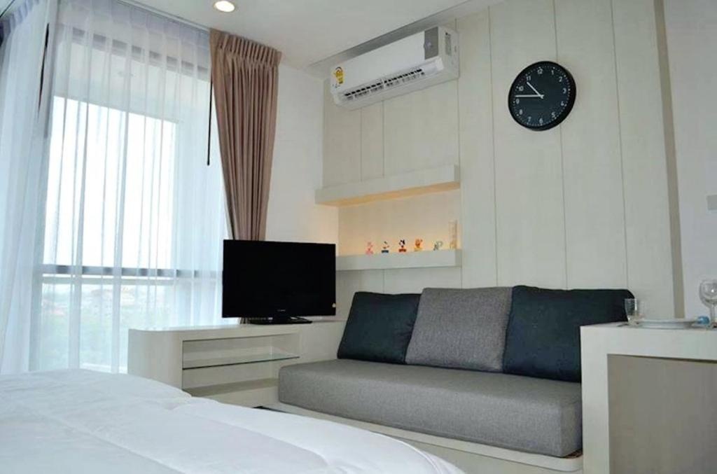 The Chezz Metro Life Condominium By RinroomsStudio2