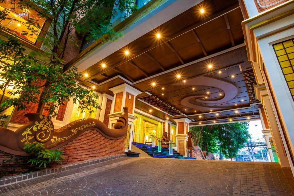 Fairtex Express HotelpropertyviewsReception5