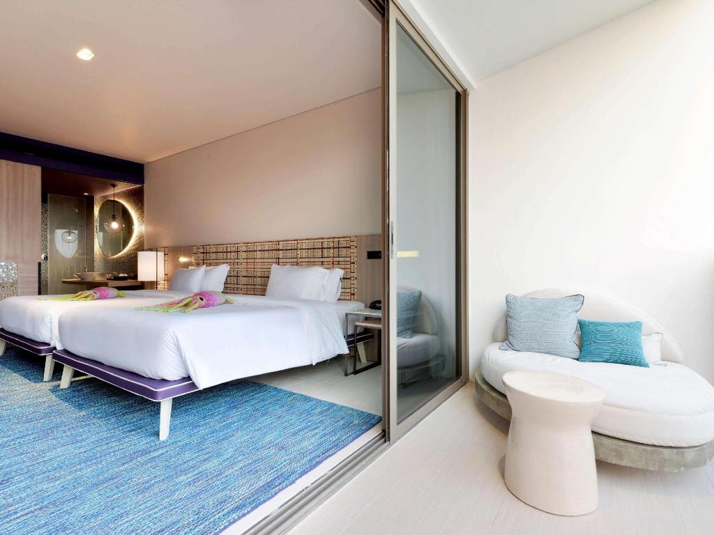 Veranda Resort Pattaya MGalleryroomsSeascape Deluxe Double Queen Guestroom17
