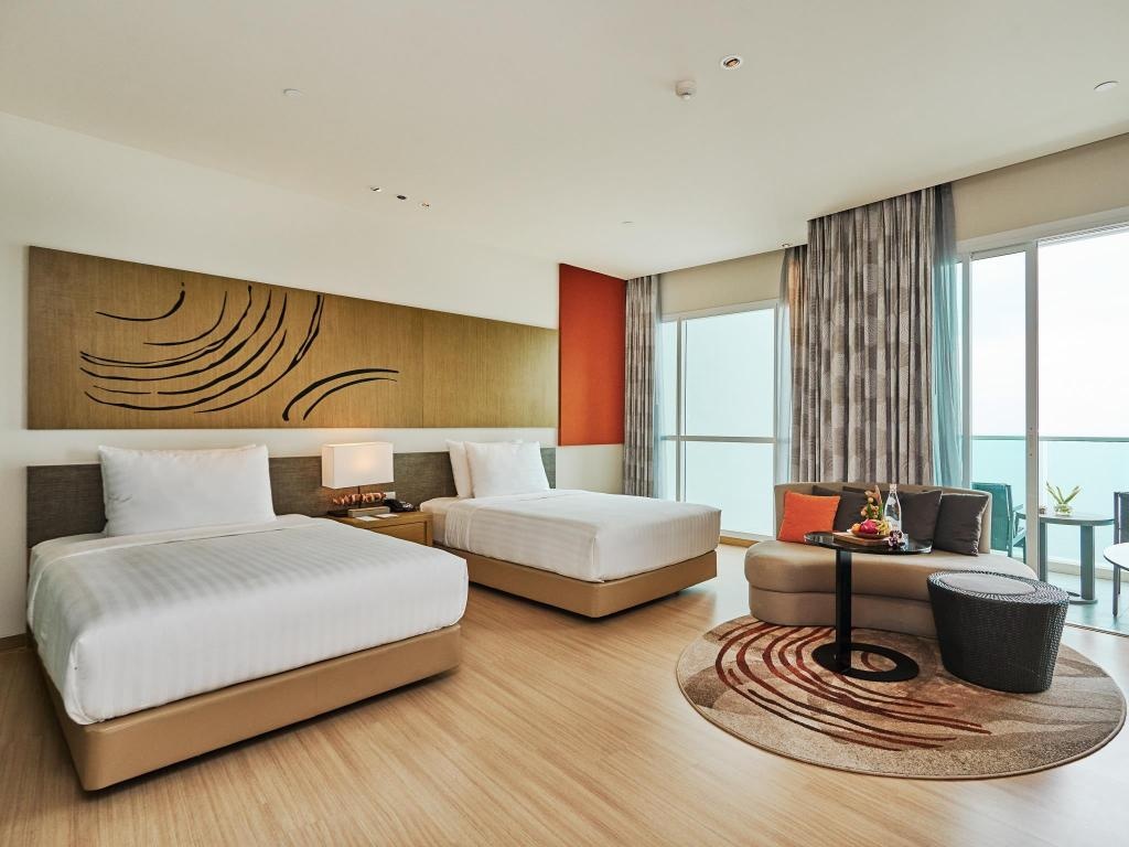 Mvenpick Siam Na Jomtien PattayaroomsJunior Suite Twin Bed3