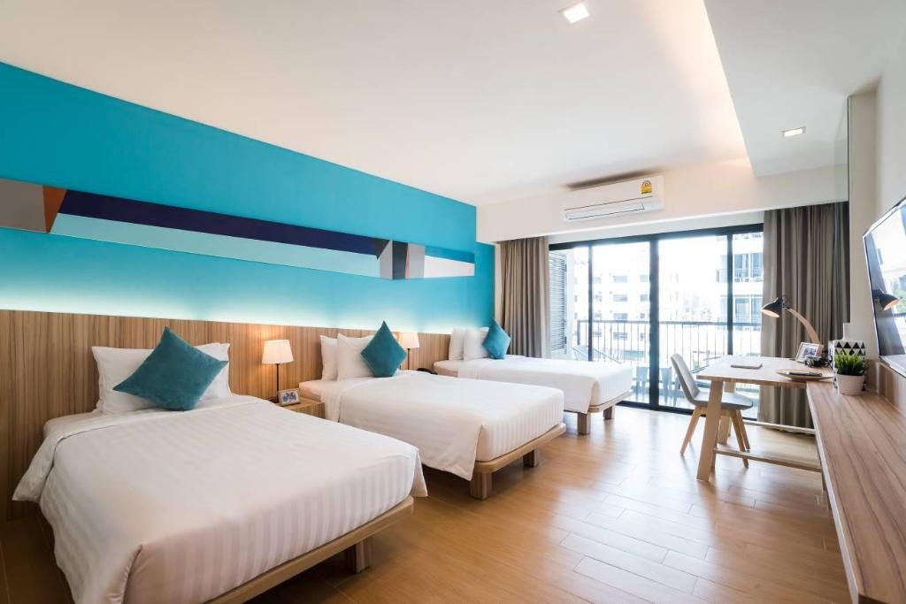 J Inspired Hotel PattayaroomsDeluxe Premier Triple Bed3