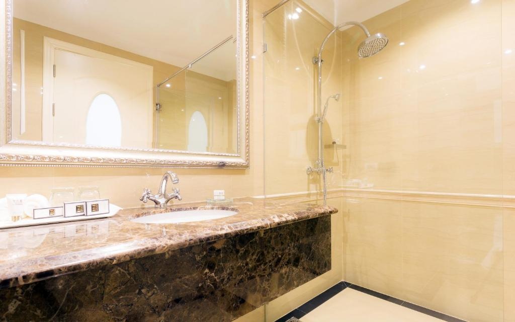LK PresidentfacilitiesBathroom26