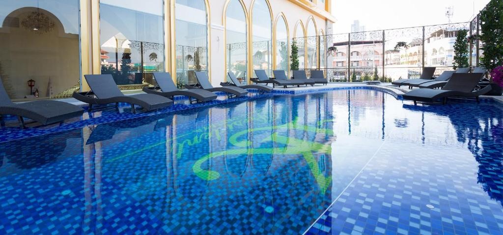 LK PresidentfacilitiesSwimming Pool1