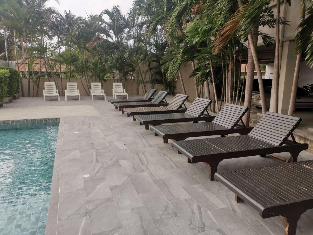 The Zen Hotel PattayafacilitiesSwimming Pool Outdoor5