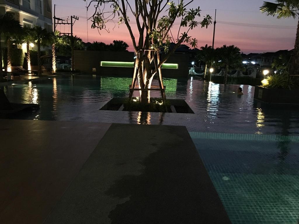 Condo South PattayafacilitiesSwimming Pool1