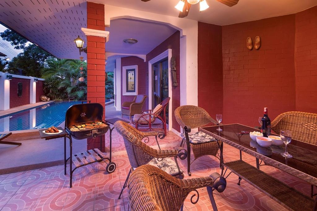 Villa Sabai 5 Minutes From Walking Street BeachfacilitiesBalconyterrace5