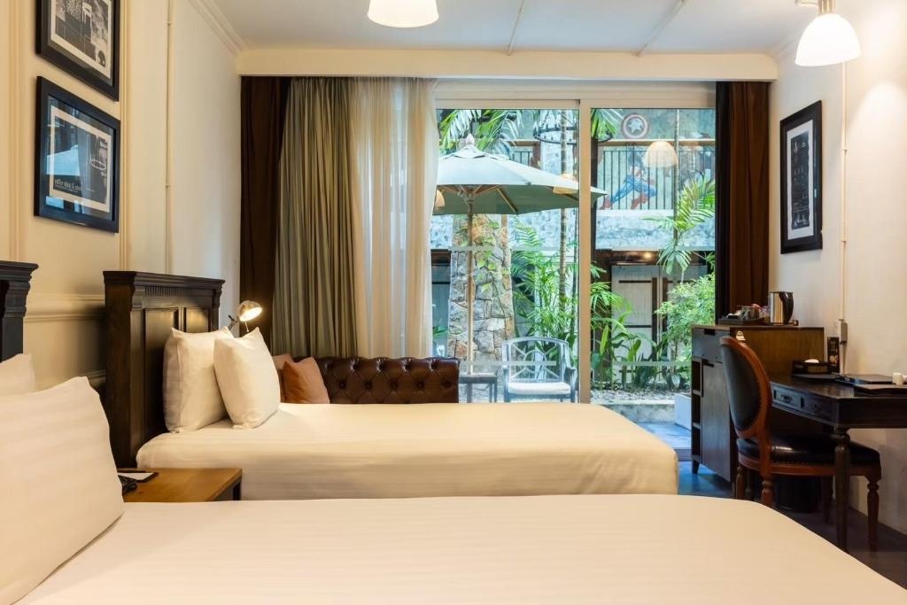 Pattaya Modus Beachfront ResortroomsPremium Pool Access Guestroom2